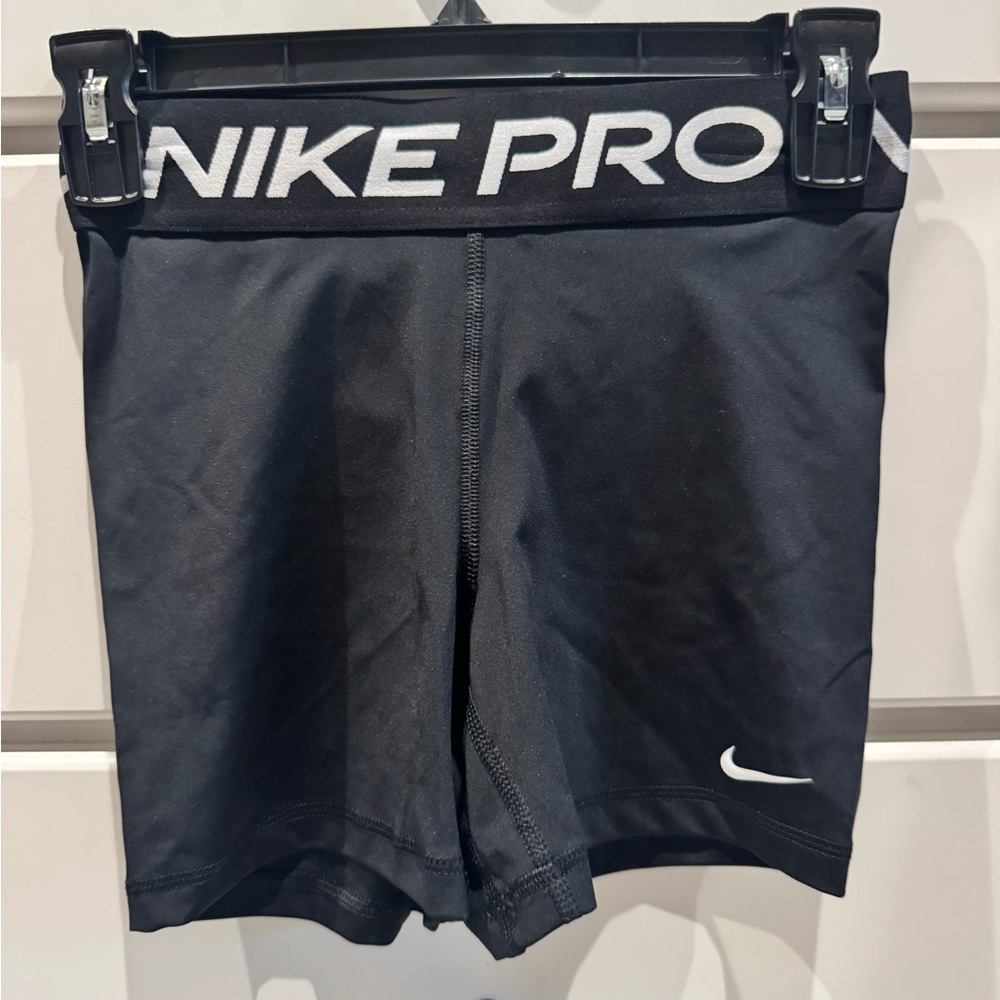 Nike Pro Women's Black Athletic Shorts